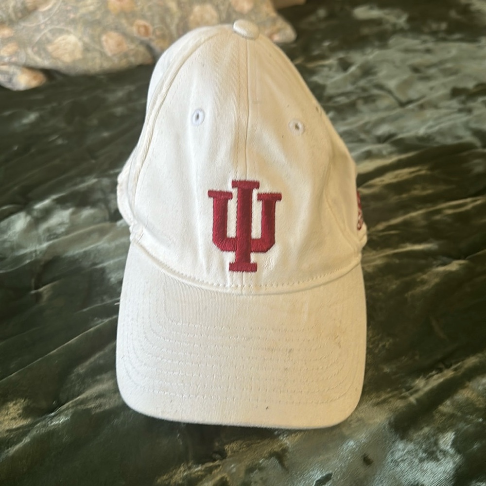 Indiana University collegiate Hoosiers white baseball cap IU